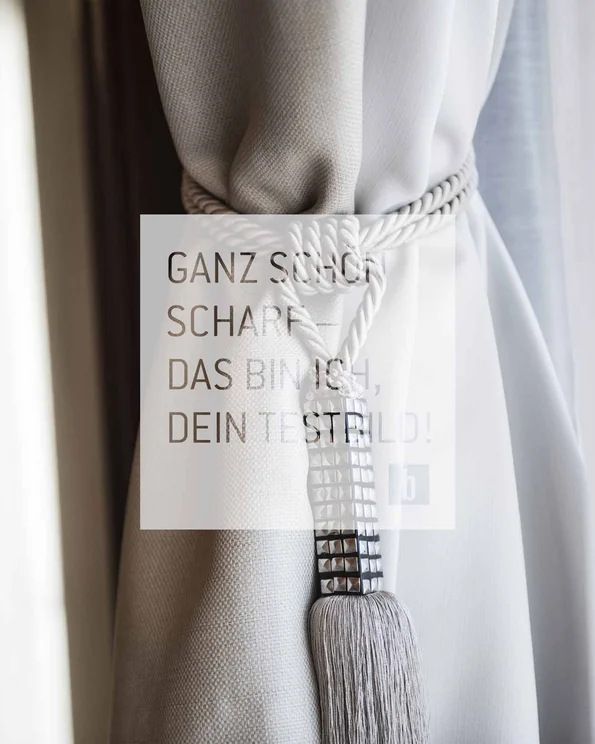 General Beige Gardine mit dekorativem Quastenhalter aus Seil